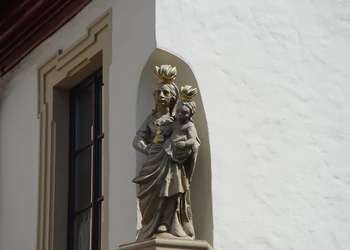 2 Zimmer Wohnung, Kueche, Bad, Balkon, Netflix