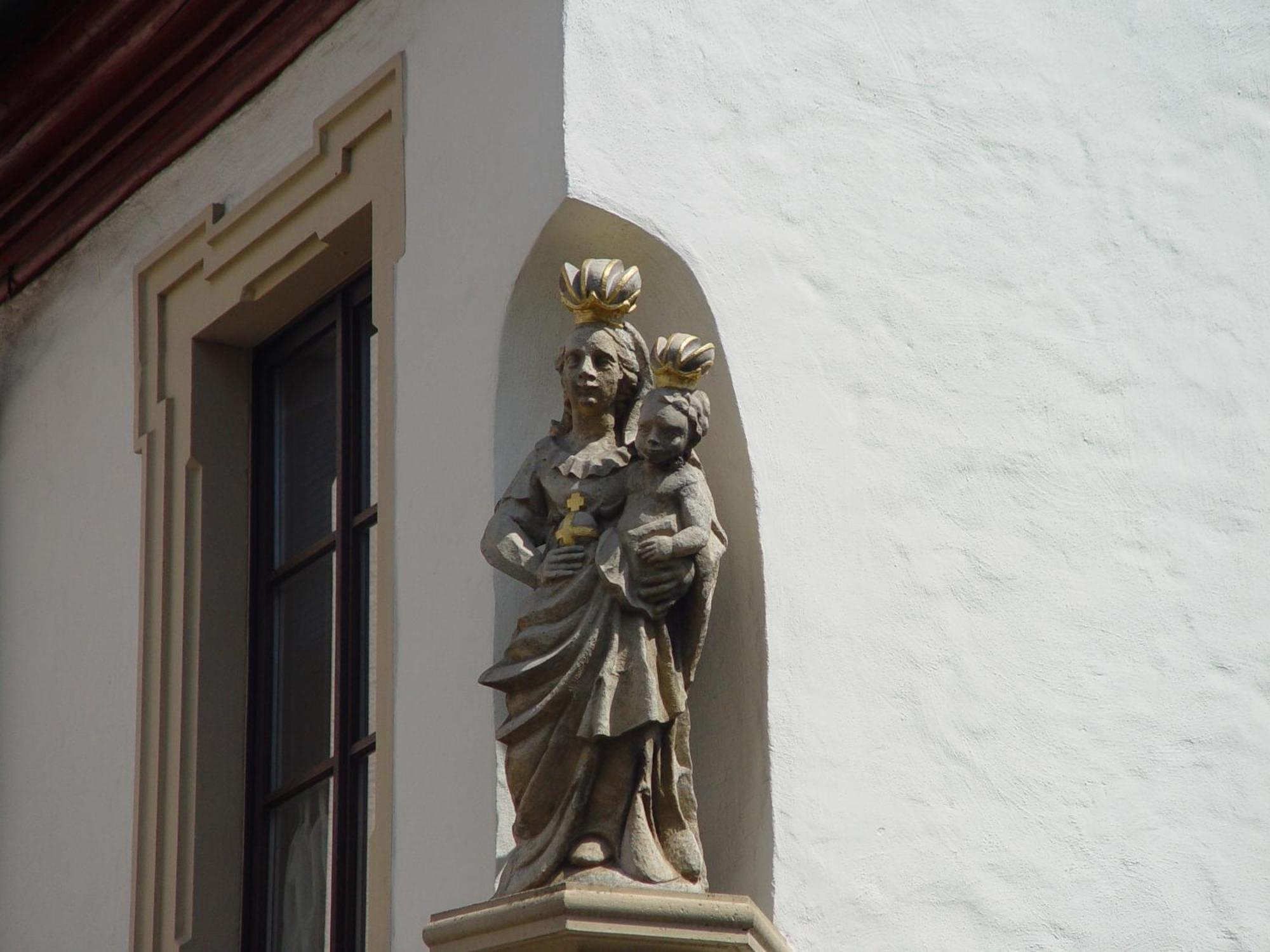 2 Wohnung, Kueche, Bad, Balkon, Netflix Alzey